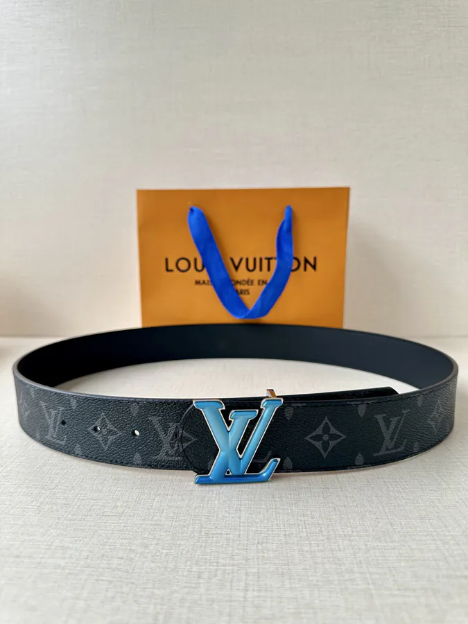 LV Dimension Double-Face Belt with Creative Heritage and Chic Street Style