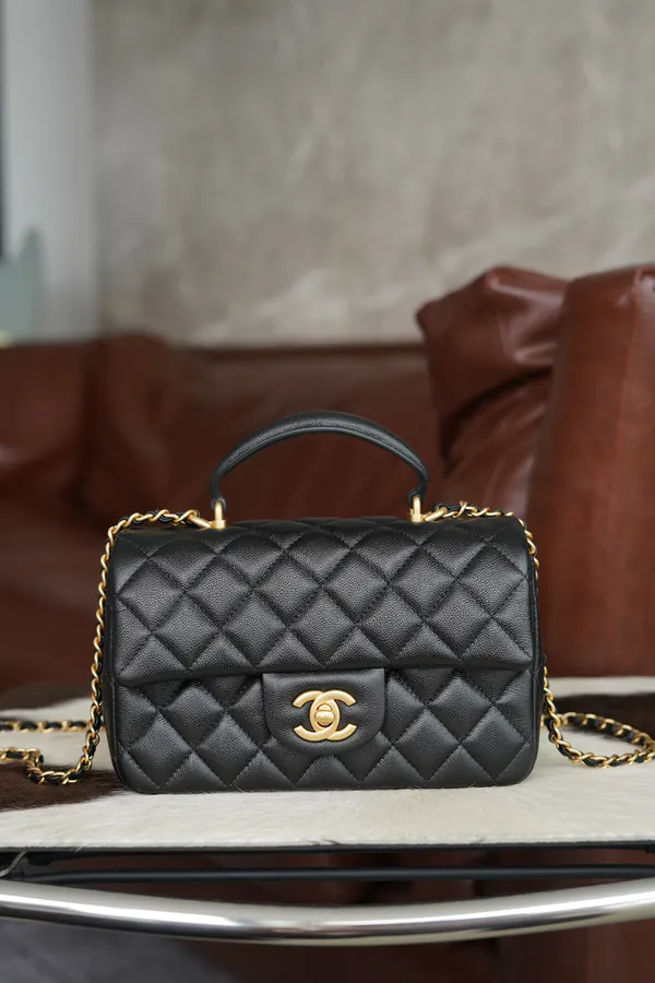 CHANEL 21S Flap Mini Black Gold