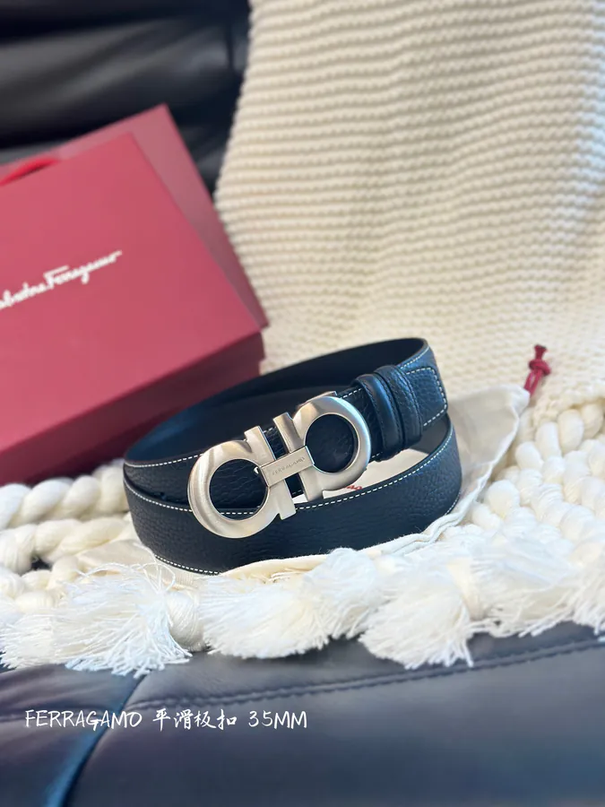 Ferragamo Smooth Buckle Belt in Double-Face Top Grain Calfskin