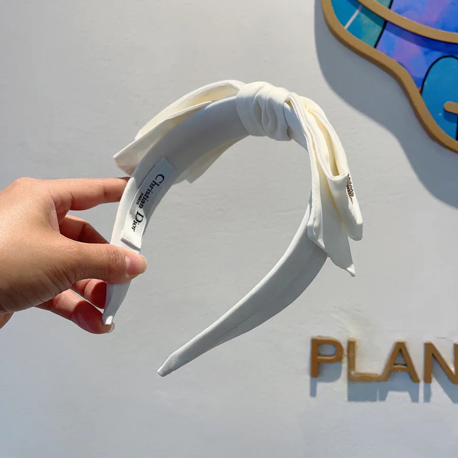 Dior New Wide Bow Hairband, Trendy and Elegant
