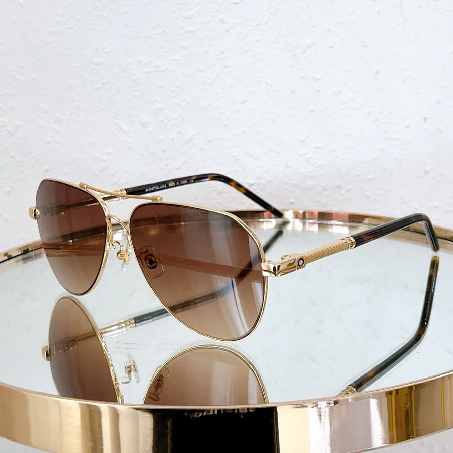 P135 Mont Blanc MB 885