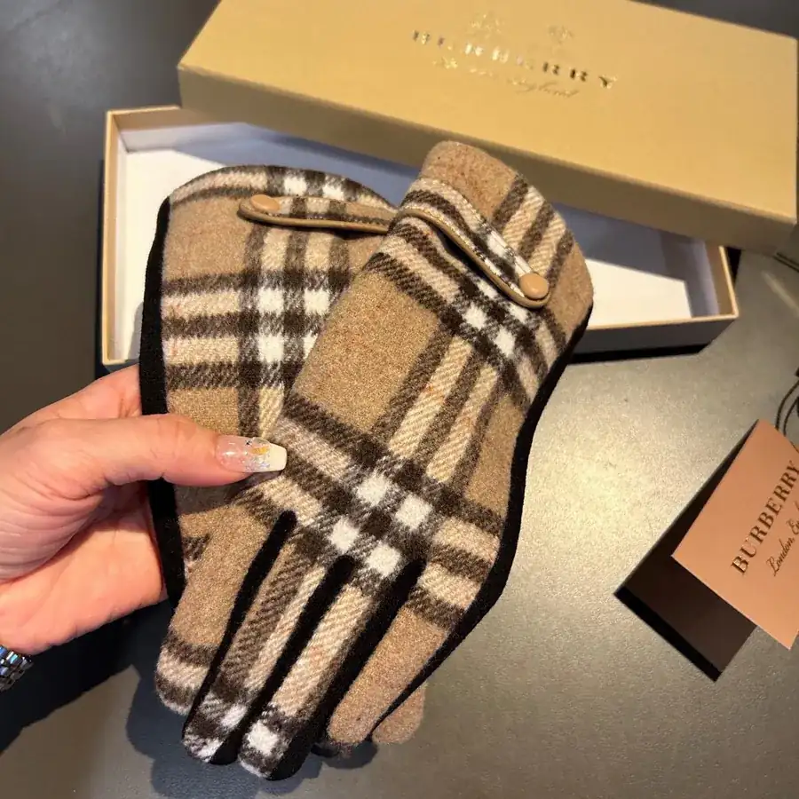 Burberry New Wool Gloves - Autumn Winter Warm Fleece Lining, Classic Check Pattern, Comfortable and Versatile