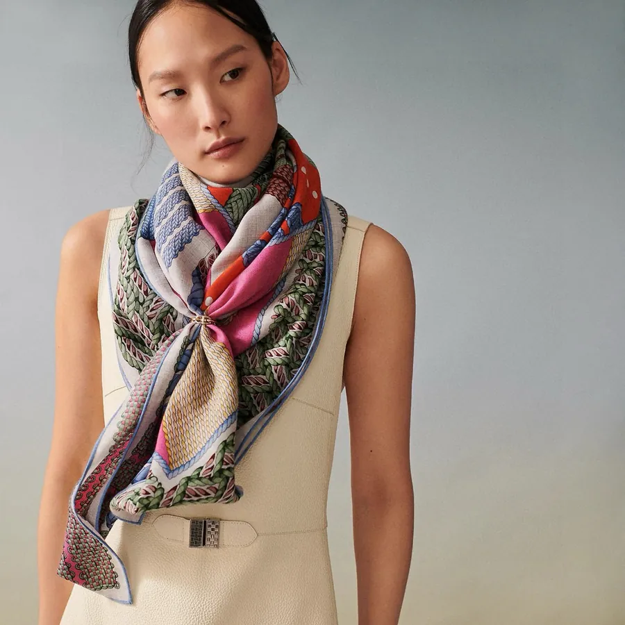 New Luxury Double-Sided Cashmere Scarf [140cm x 140cm]