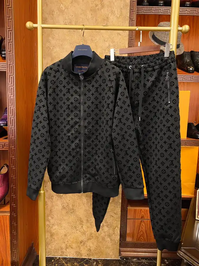 1V Leather 24s New Monogram Fabric Set for Men and Women