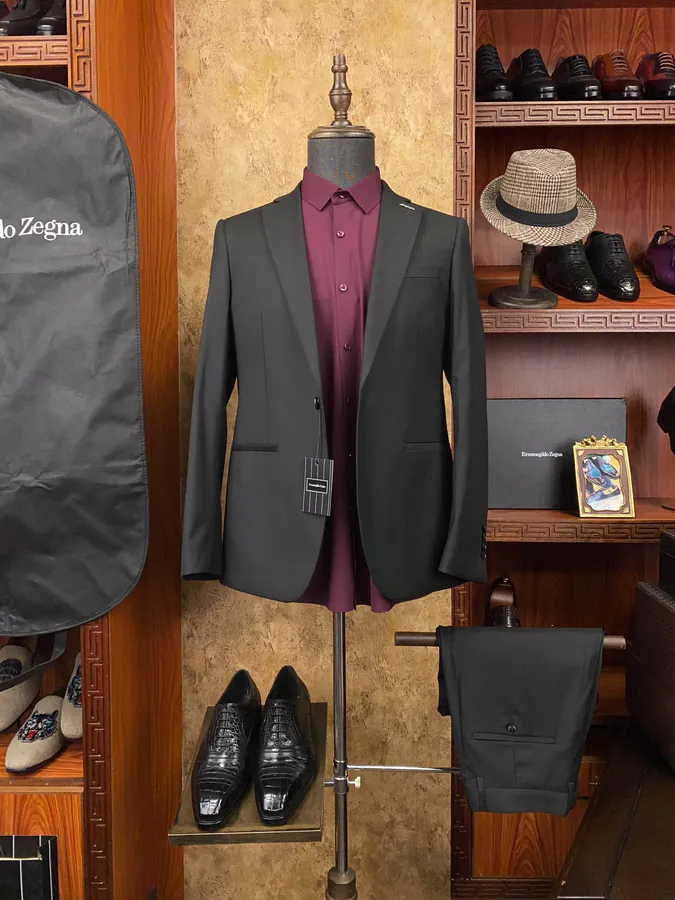 Men's Prestige Exclusive Two-Piece Suit Set