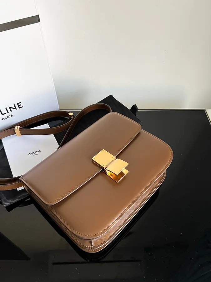 Classic Box Handbag in Polished Calfskin