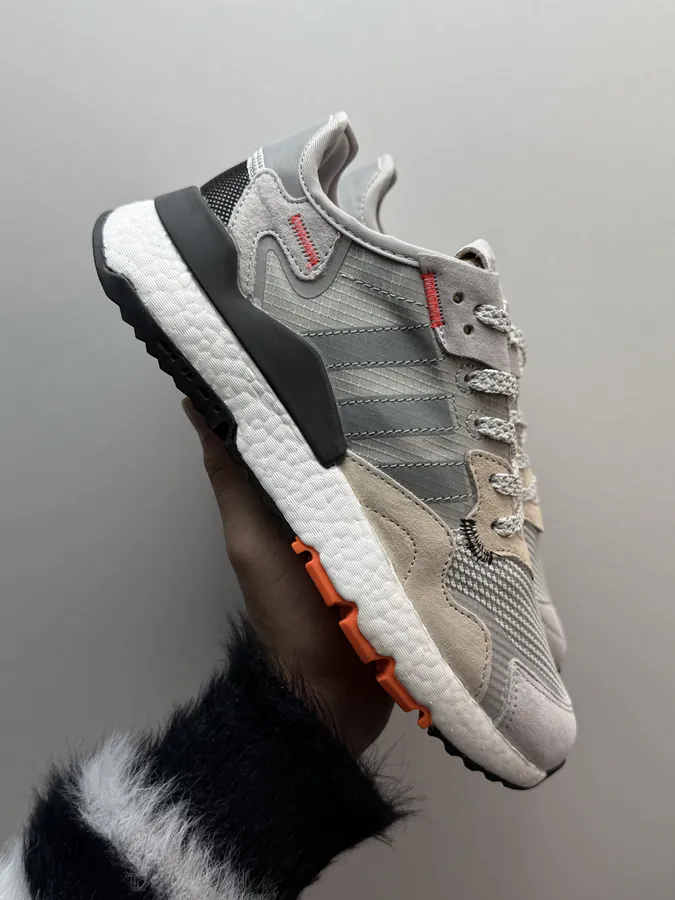 Adidas Originals Nite Jogger in Gray