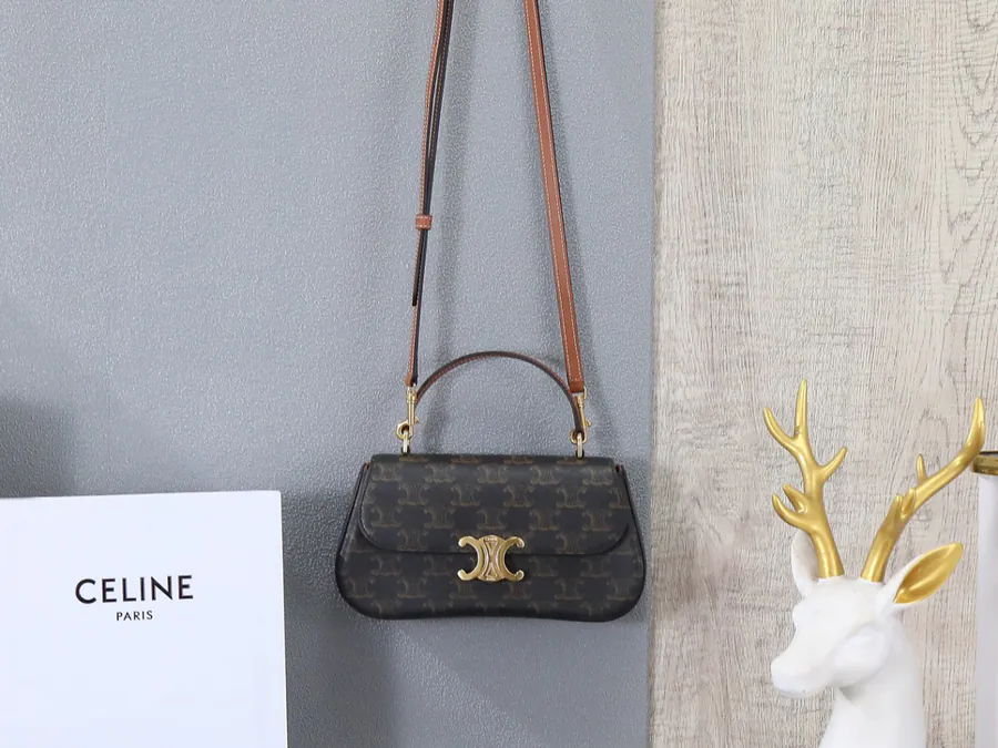 EEN LOLA Leather Handbag with Steel Hardware